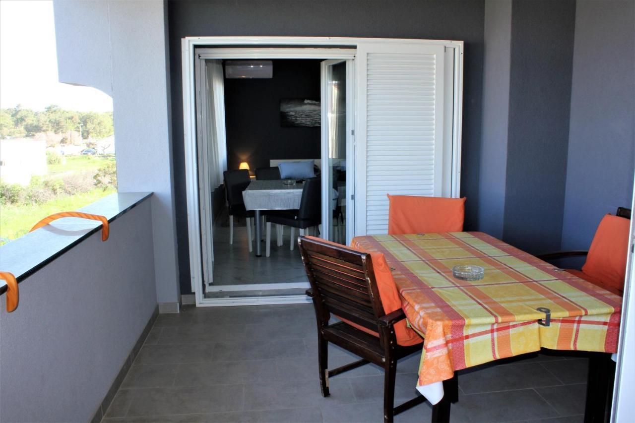 Holiday House Zaton Нин Екстериор снимка