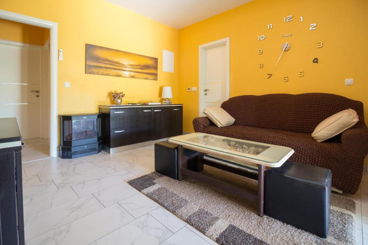 Holiday House Zaton Нин Екстериор снимка