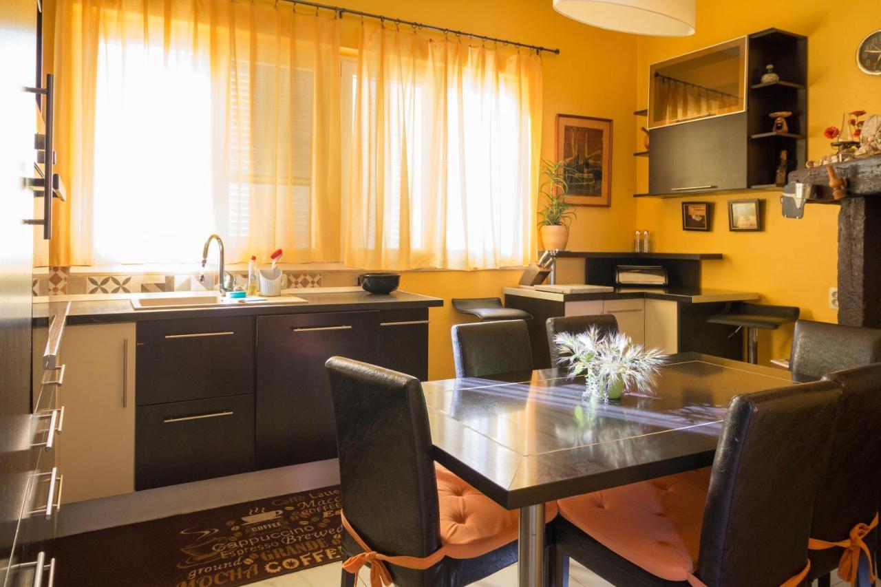 Holiday House Zaton Нин Екстериор снимка